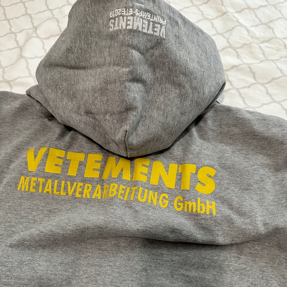 Vetements Misplaced Hoodie (Gray)